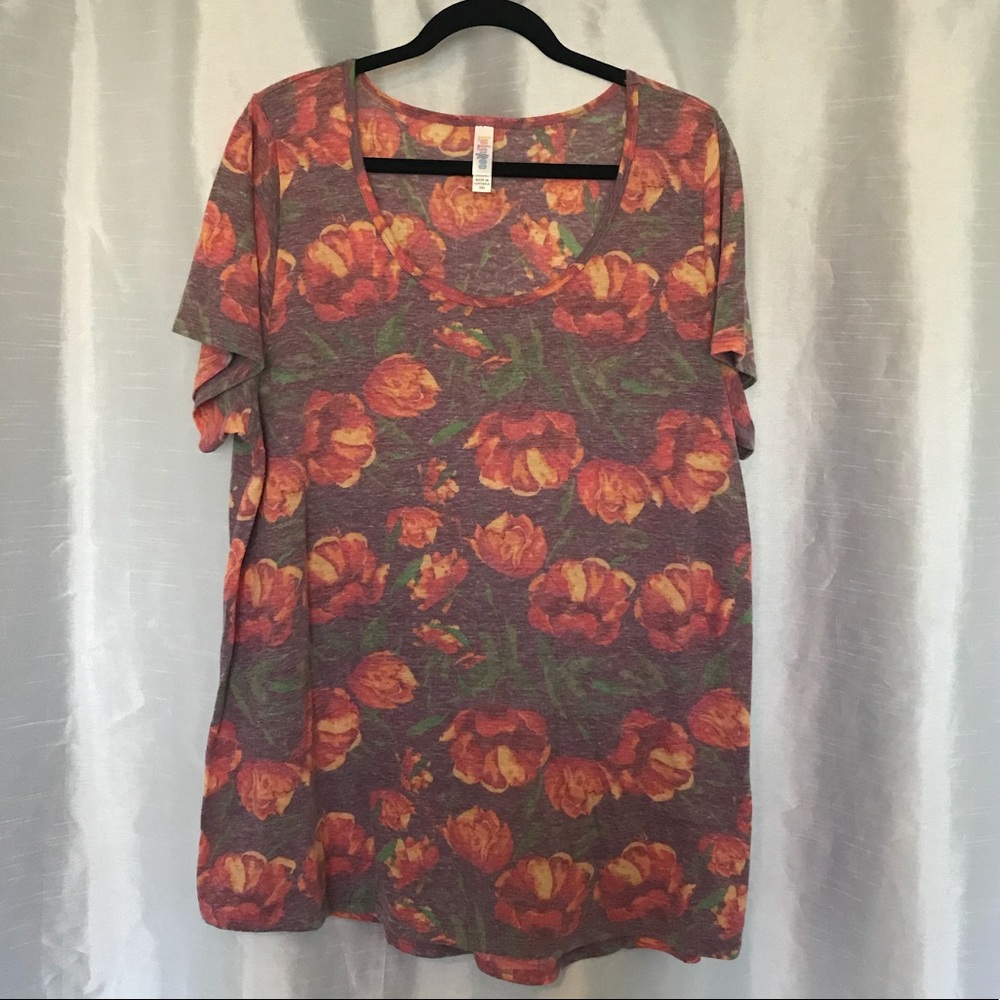 LulaRoe Classic Tee